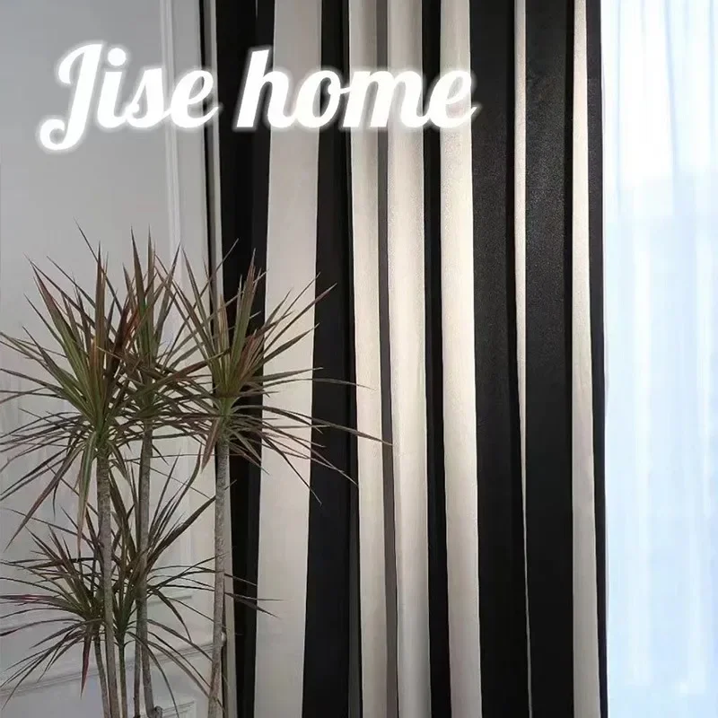 Vertical Striped Black and Whi - Home Fragrance French recension och pris